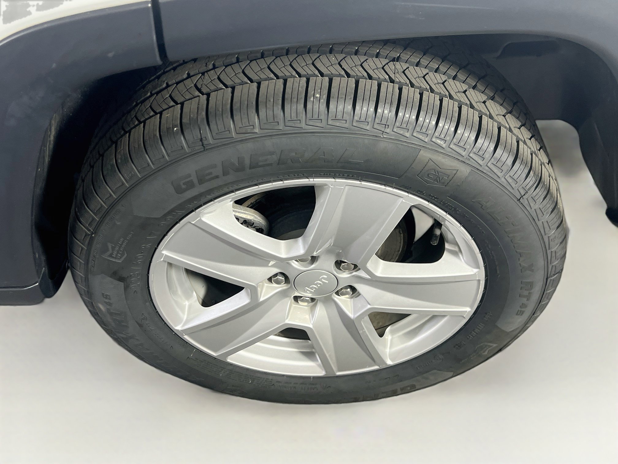 Used 2022 Jeep Compass Latitude AWD/4WD image 28