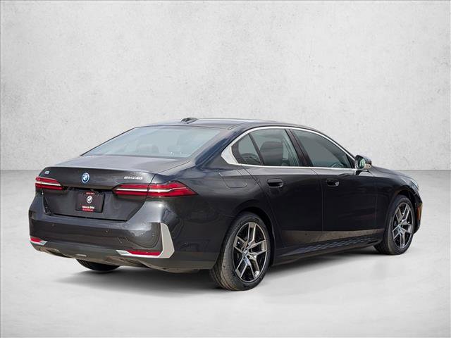New 2027 BMW i5 eDrive40 w/ Convenience Package RWD video 2