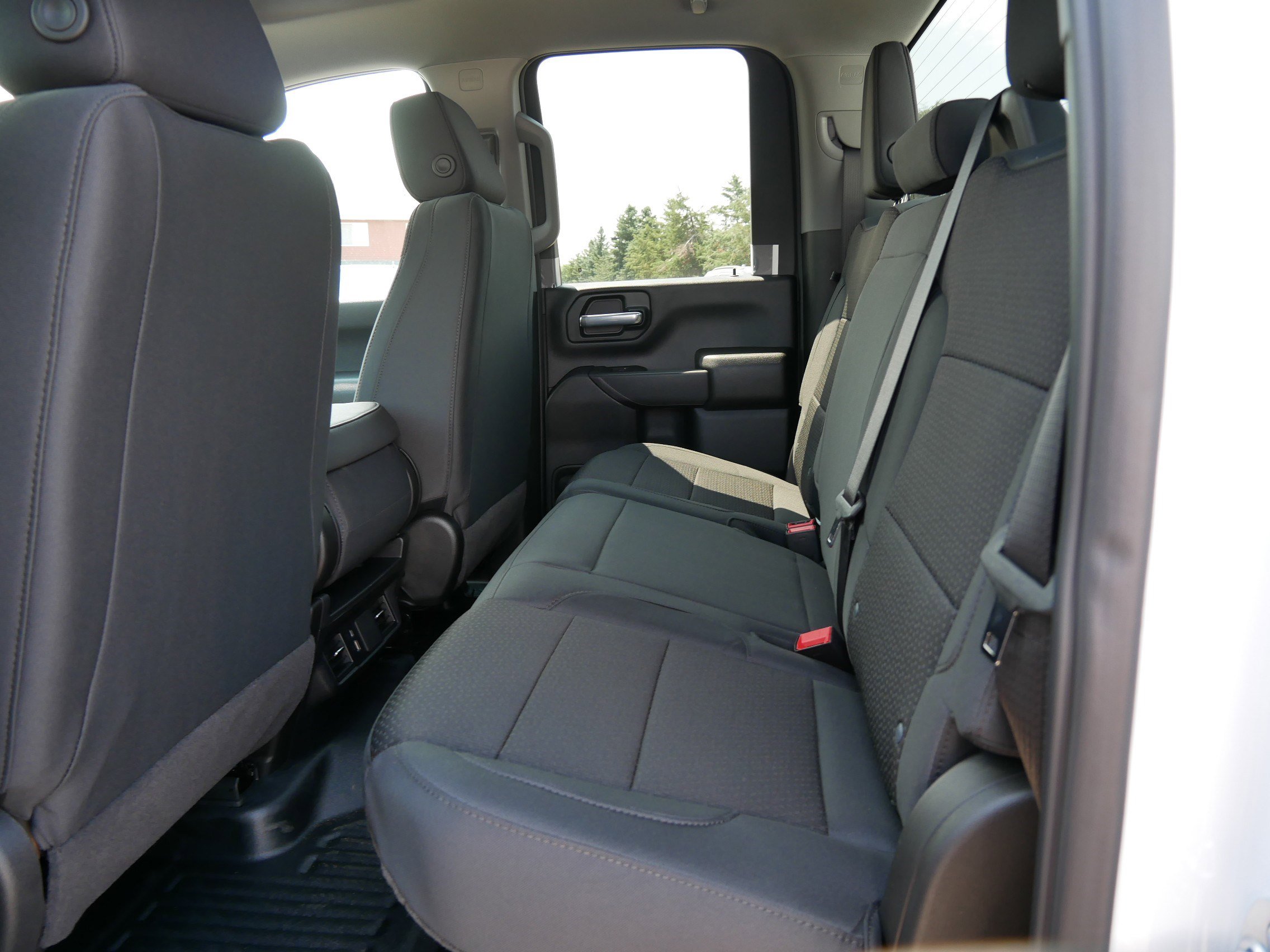 New 2025 GMC Sierra 3500 Pro w/ Convenience Package image 12