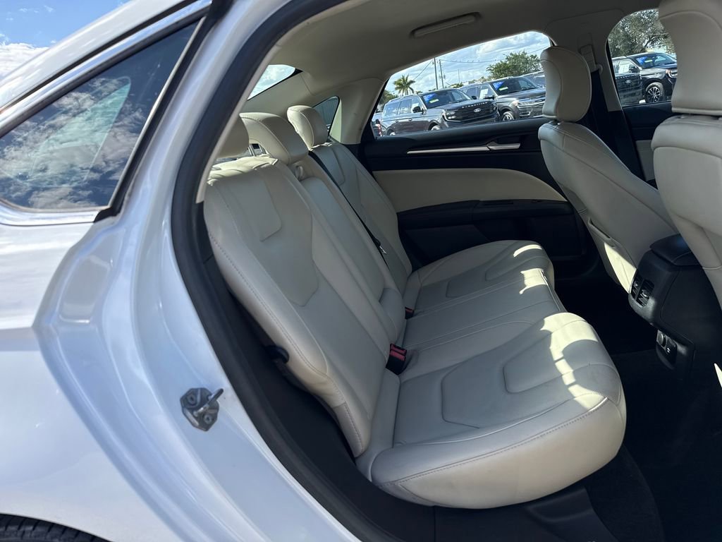 Used 2017 Ford Fusion Titanium image 26