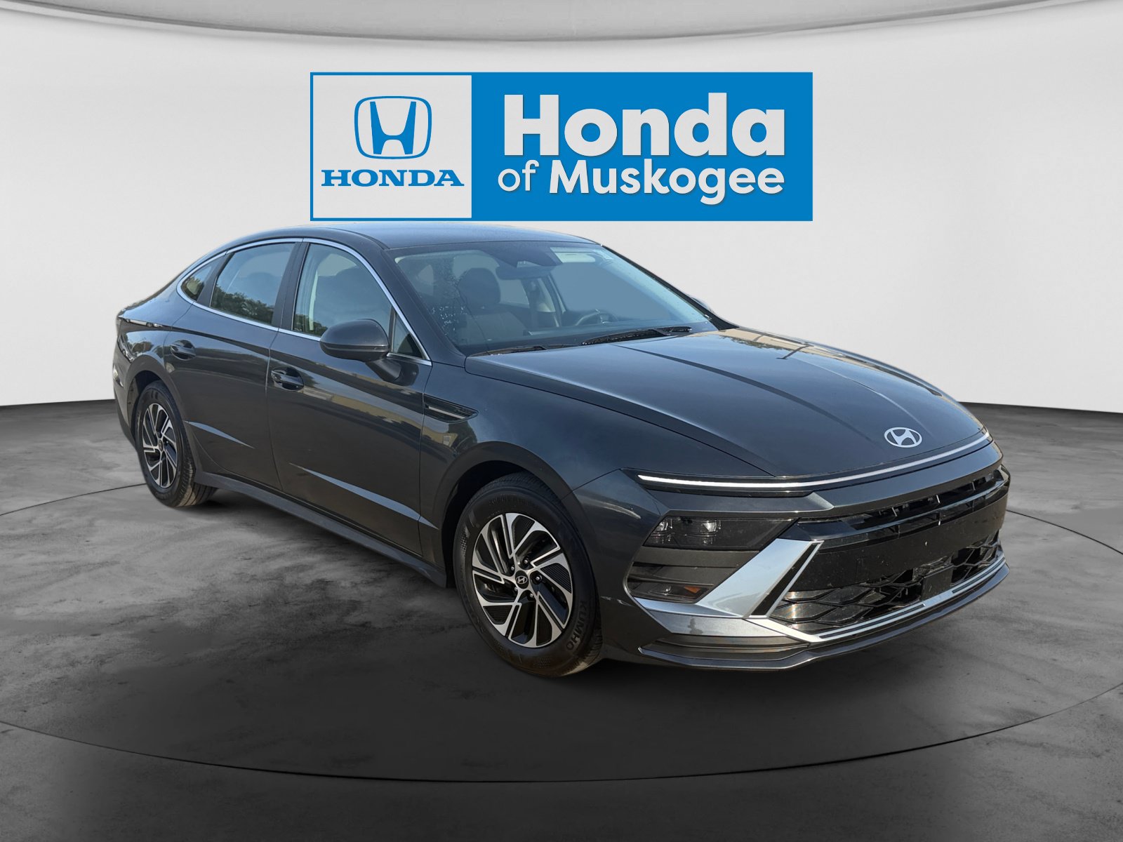 Used 2026 Hyundai Sonata Blue FWD image 3