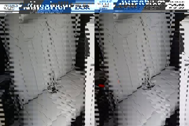 Used 2023 Kia Sorento S w/ Panoramic Sunroof Package image 40