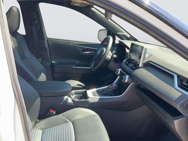 Used 2020 Toyota RAV4 XSE AWD/4WD image 24