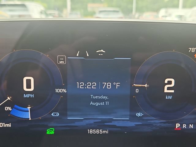 Used 2024 Chevrolet Equinox EV RS FWD image 15