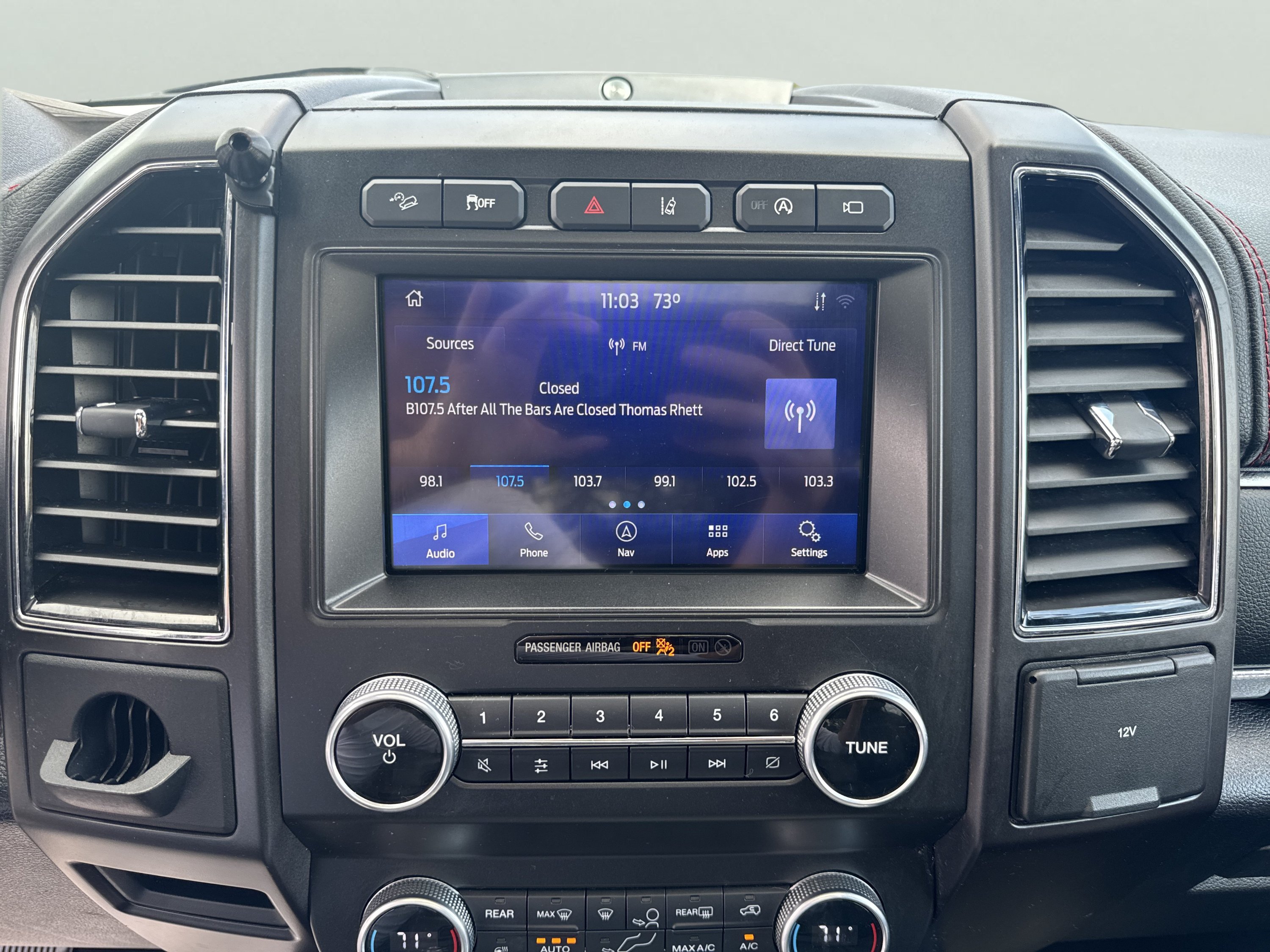 Used 2021 Ford Expedition Limited AWD/4WD image 24