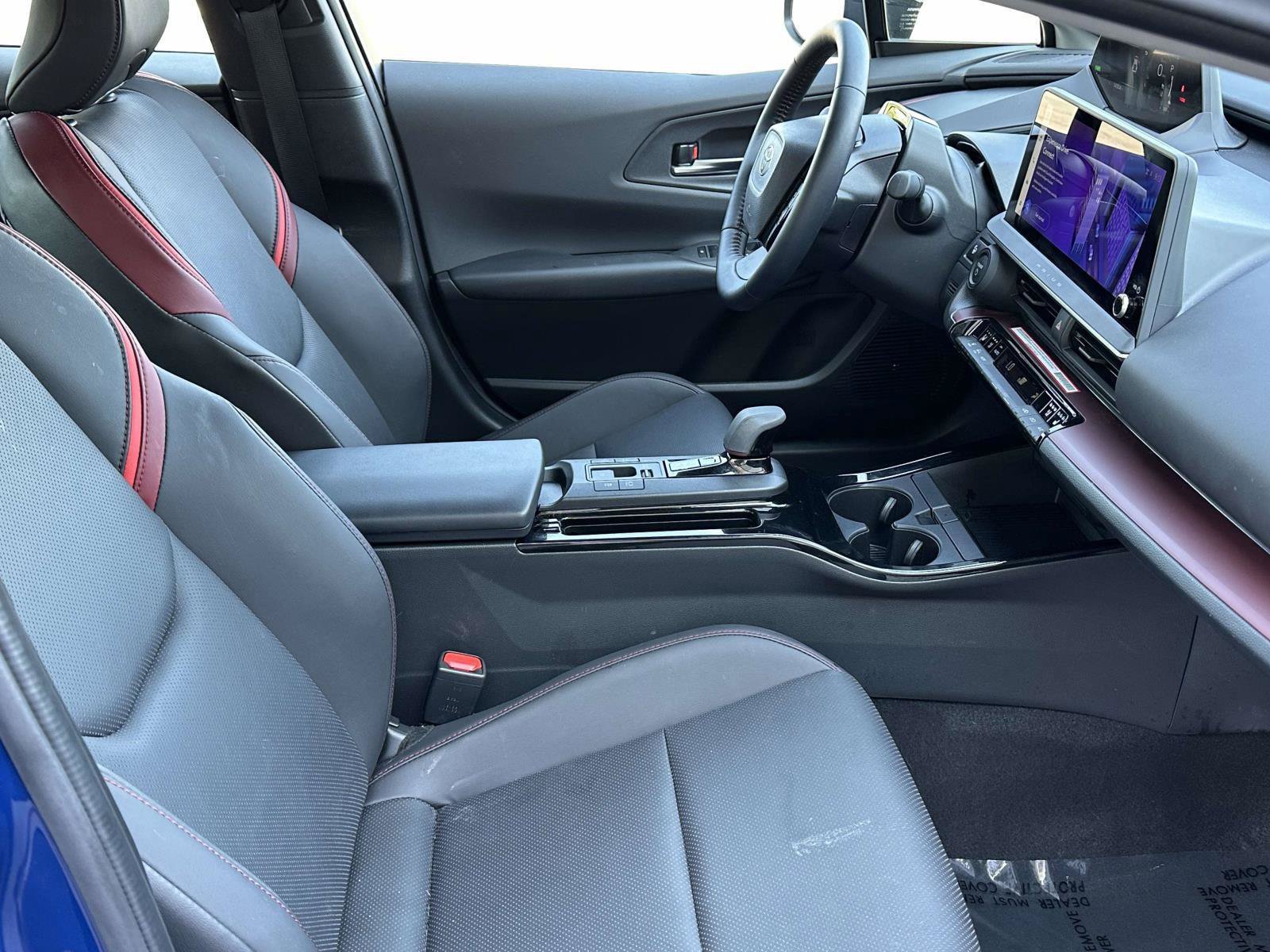 Used 2024 Toyota Prius Prime Premium w/ Advanced Technology Package FWD image 9