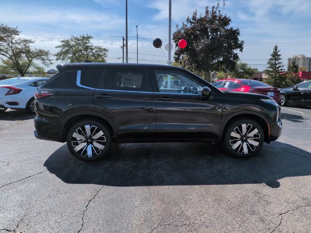 New 2026 Mitsubishi Outlander SE AWD/4WD image 6