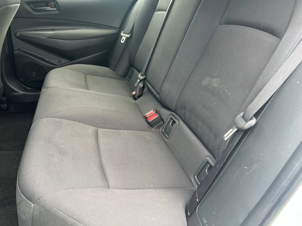 Used 2022 Toyota Corolla LE FWD image 13