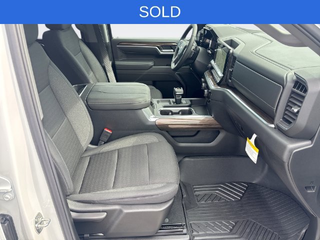 New 2026 Chevrolet Silverado 1500 LT w/ Z71 Off-Road Package AWD/4WD image 25