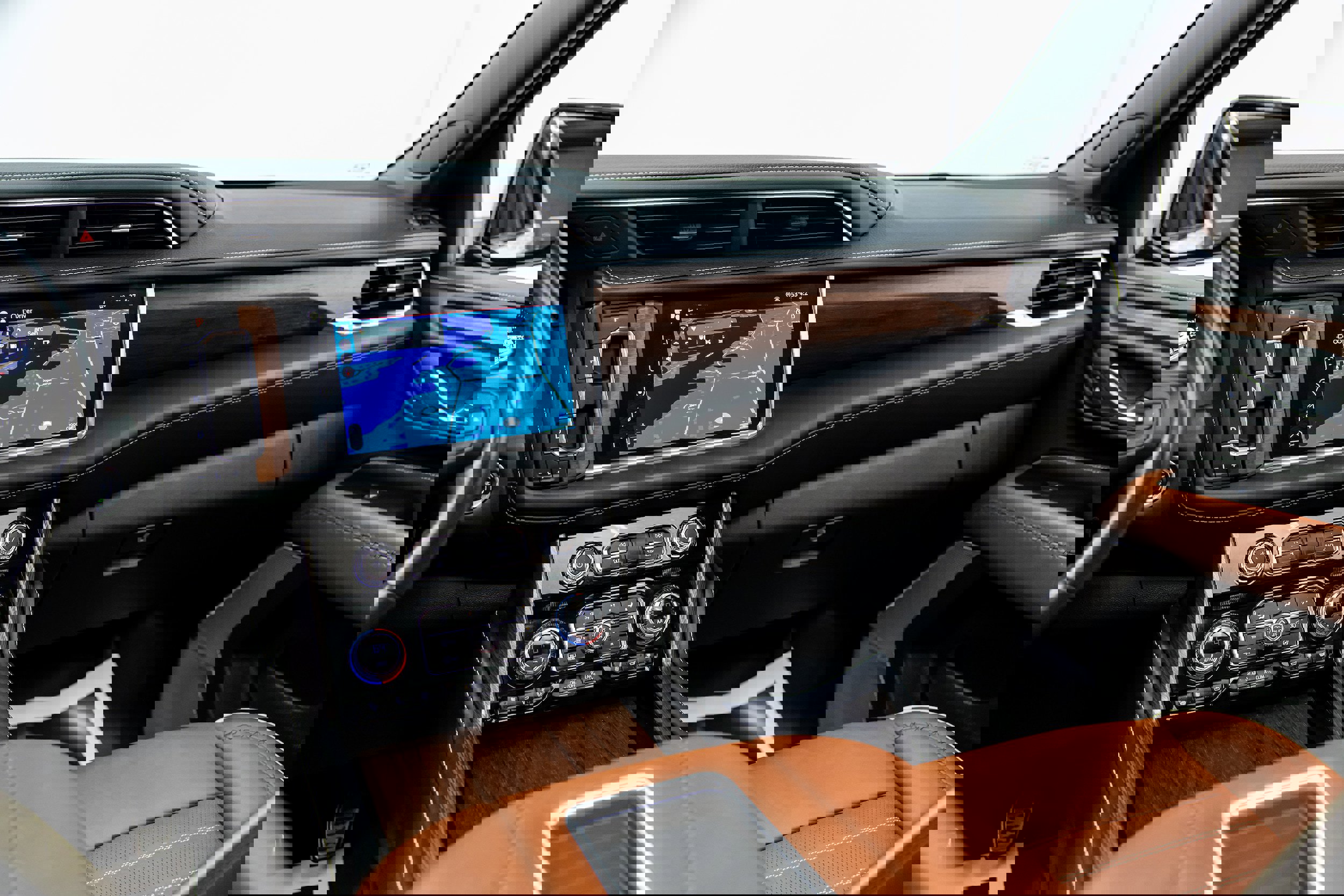 Used 2023 GMC Yukon XL Denali Ultimate image 39