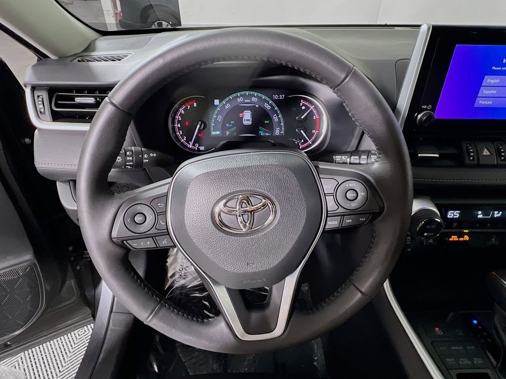Certified 2023 Toyota RAV4 XLE Premium image 11