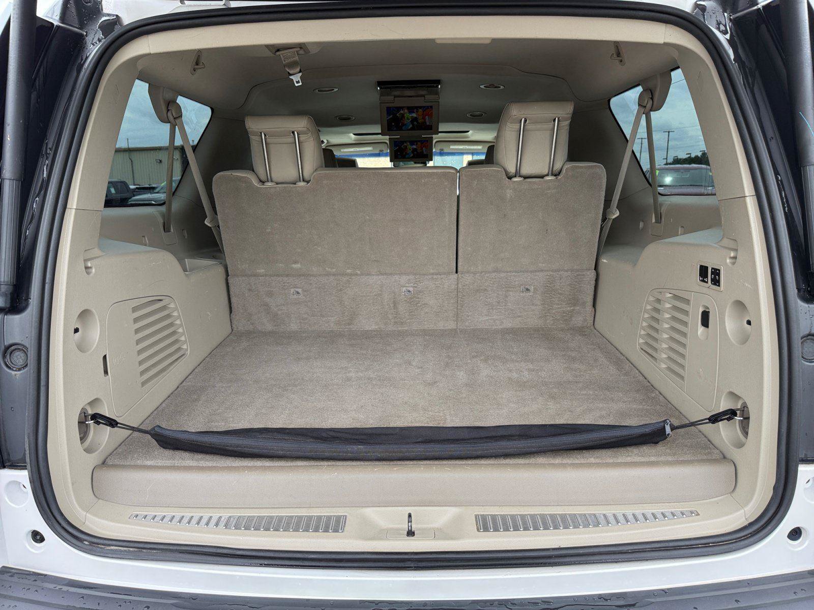 Used 2019 GMC Yukon XL Denali w/ Denali Ultimate Package AWD/4WD image 16
