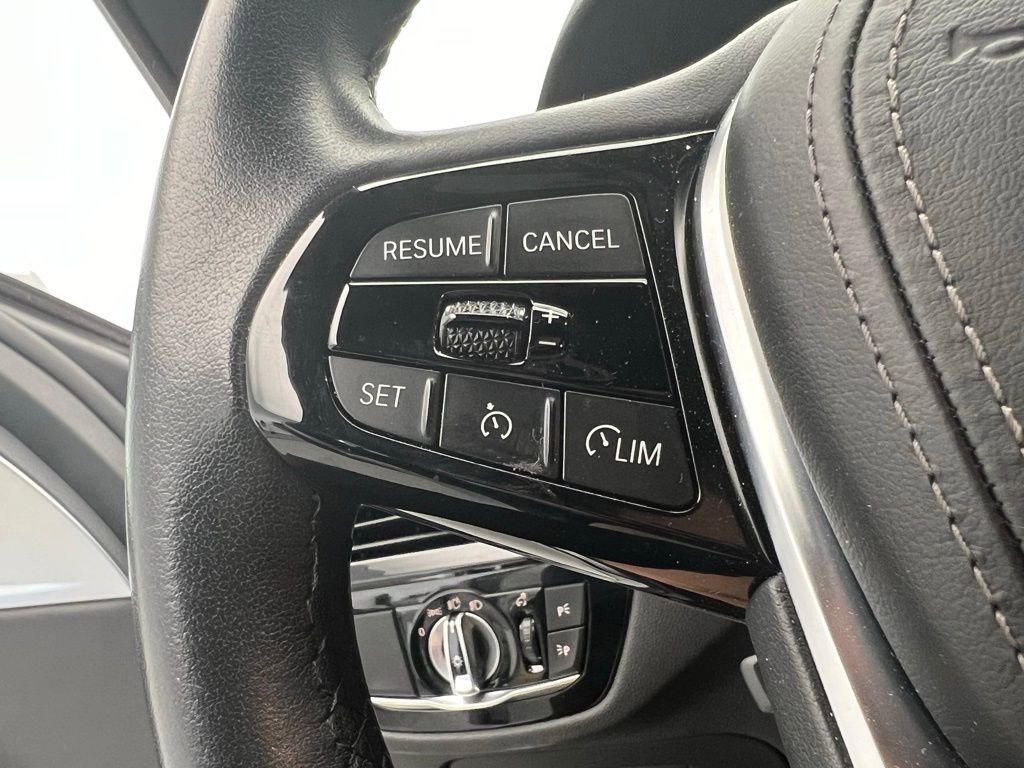 Used 2021 BMW 540i image 20