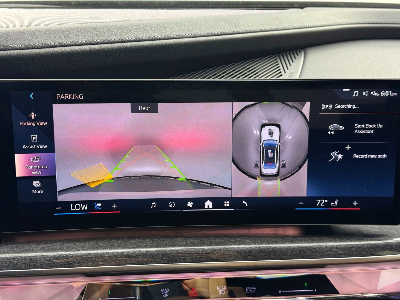 Used 2023 BMW i7 xDrive60 image 34