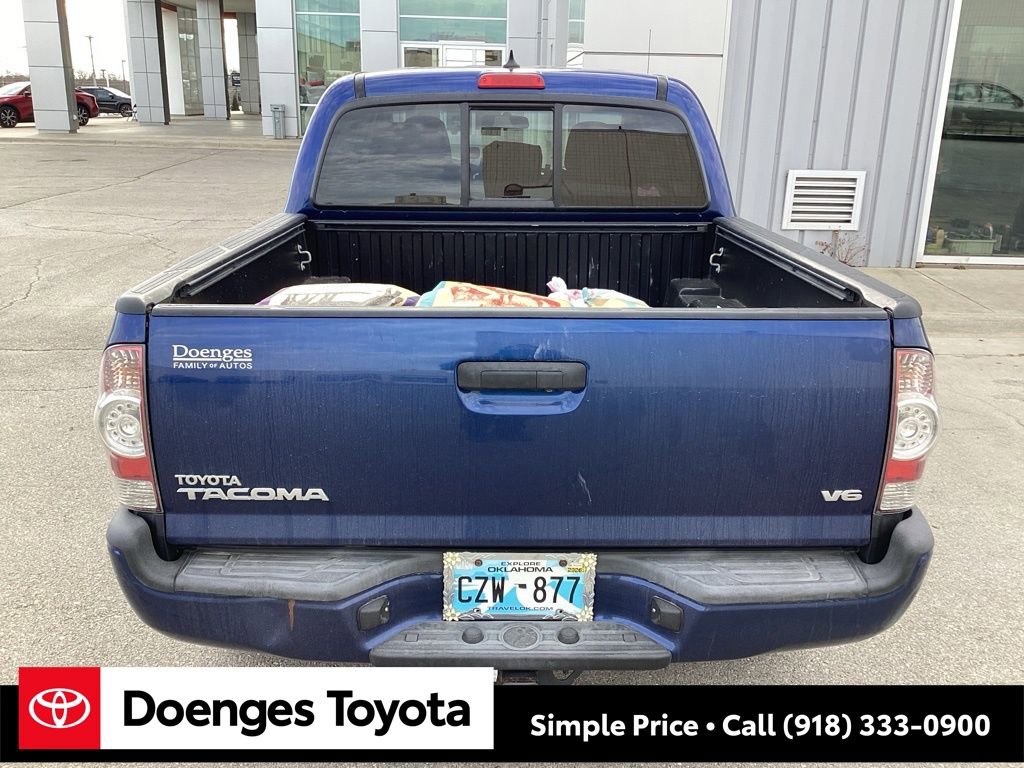 Used 2015 Toyota Tacoma 4x4 Double Cab image 7