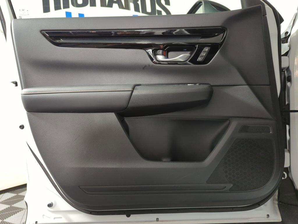 Certified 2023 Honda CR-V Sport Touring image 9
