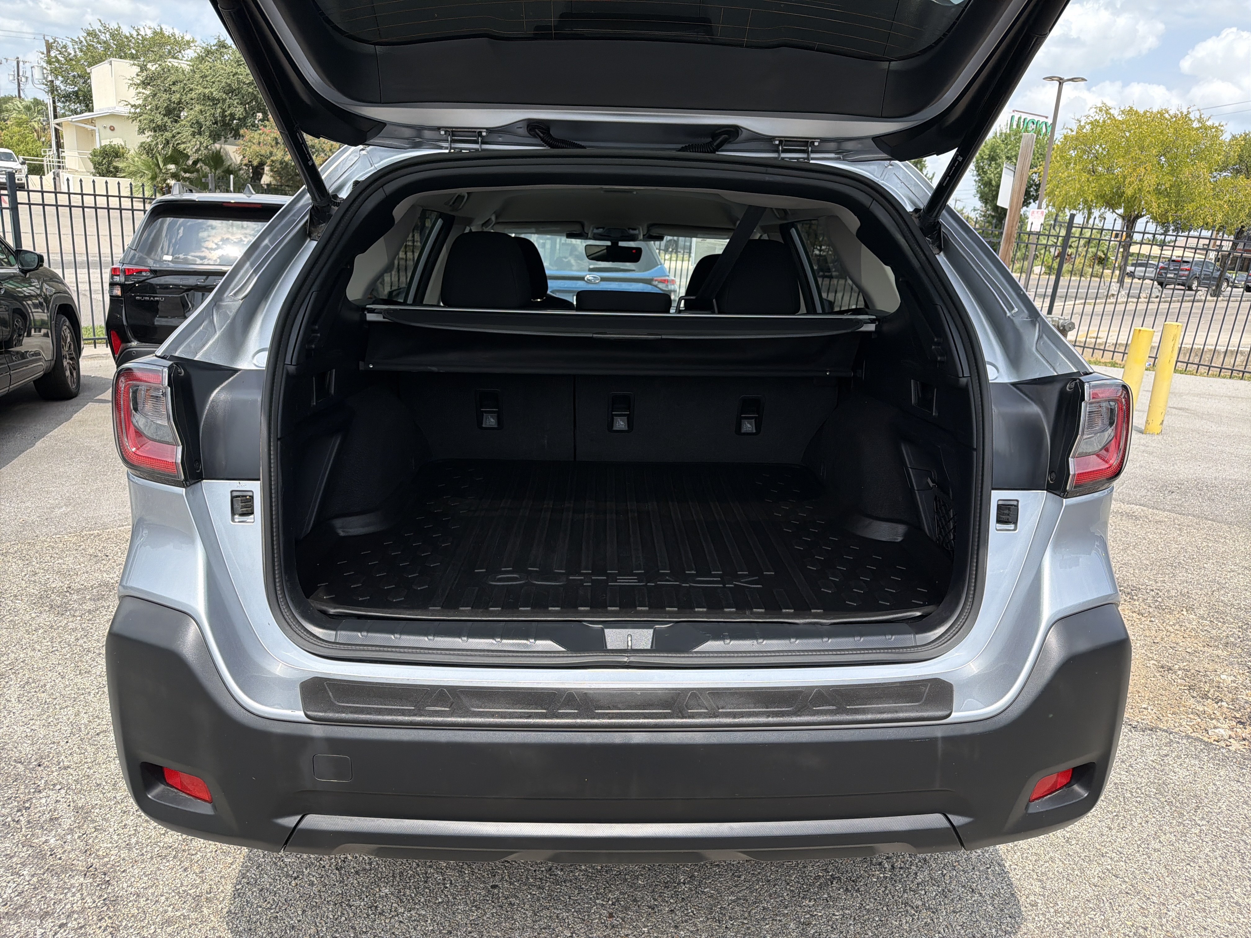 Certified 2024 Subaru Outback Premium AWD/4WD image 26