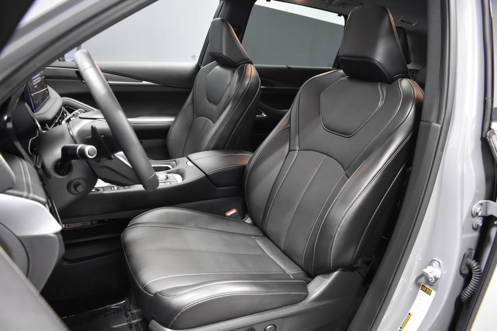 Used 2026 INFINITI QX60 Luxe w/ Cargo Package AWD/4WD image 5