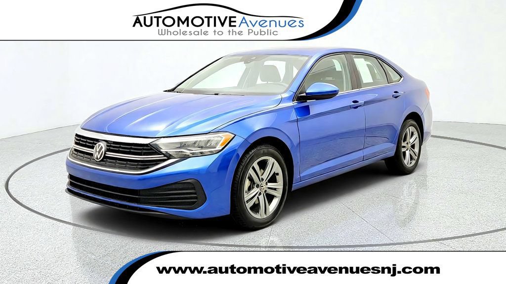 Used 2024 Volkswagen Jetta SE FWD image 1