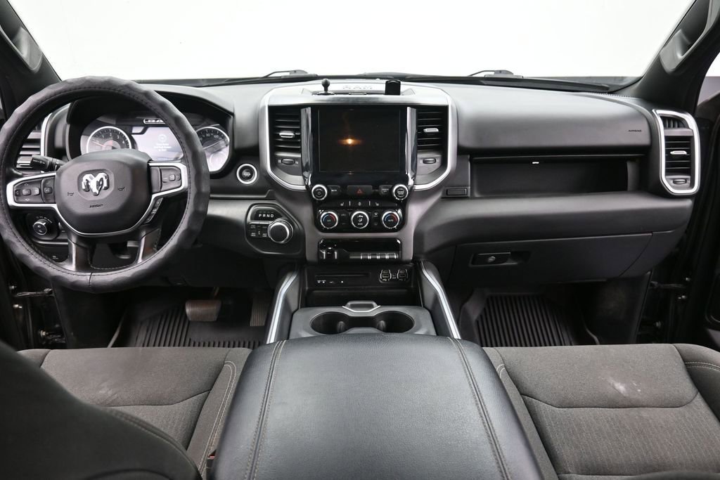 Used 2019 RAM 1500 Big Horn AWD/4WD image 12