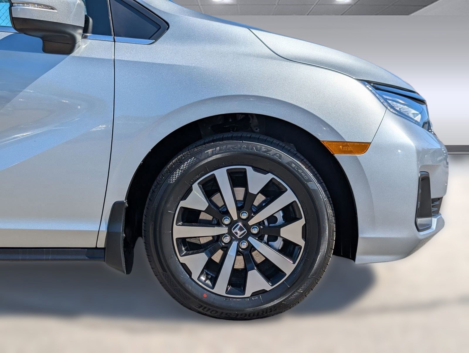 New 2026 Honda Odyssey EX-L image 12