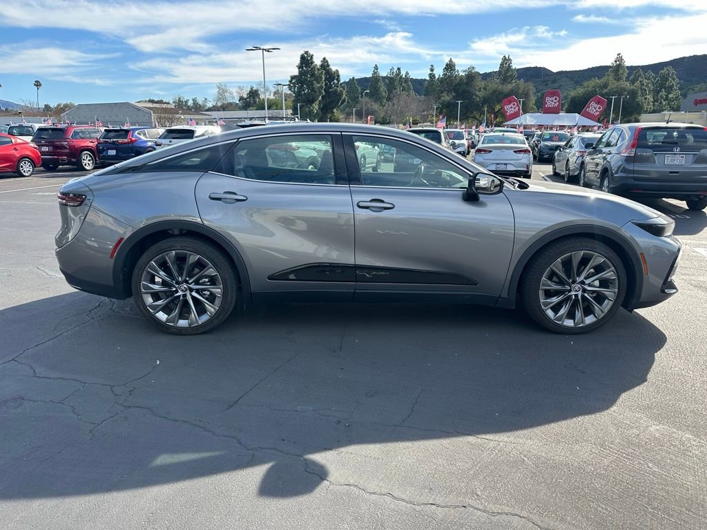 Certified 2023 Toyota Crown Limited w/ Advanced Technology Package image 4