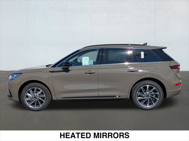 New 2025 Lincoln Corsair Grand Touring w/ Equipment Group 301A image 3