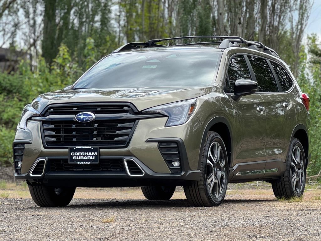 Used 2025 Subaru Ascent Touring w/ Popular Package #2 AWD/4WD image 3