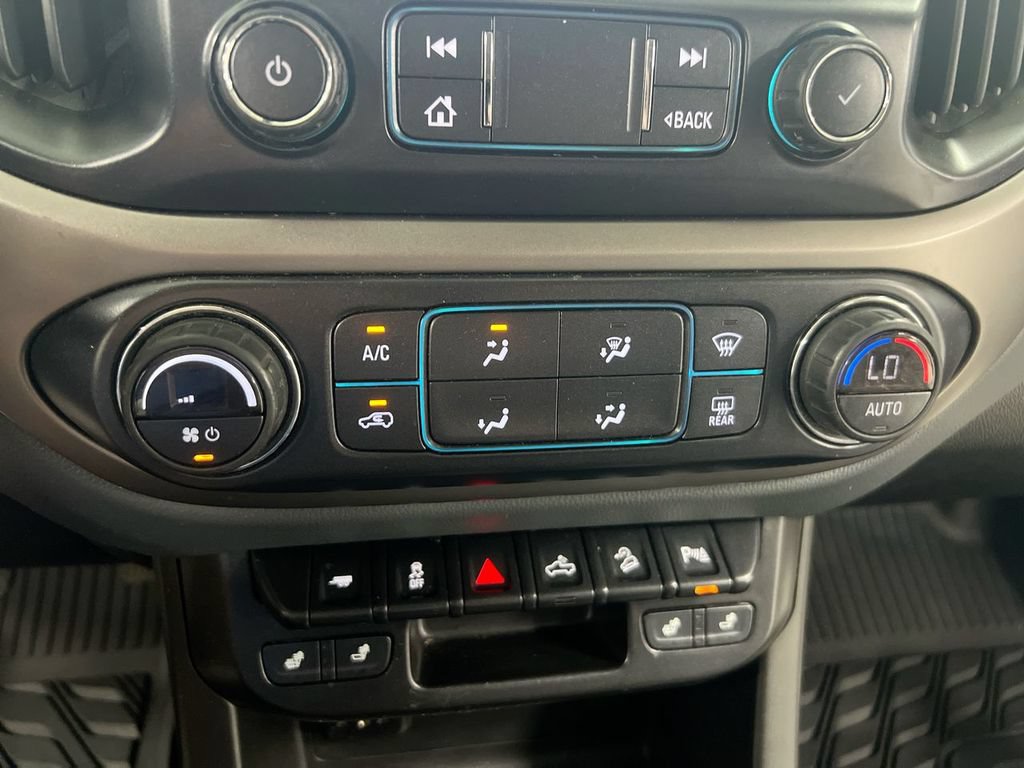 Used 2021 Chevrolet Colorado Z71 AWD/4WD image 16