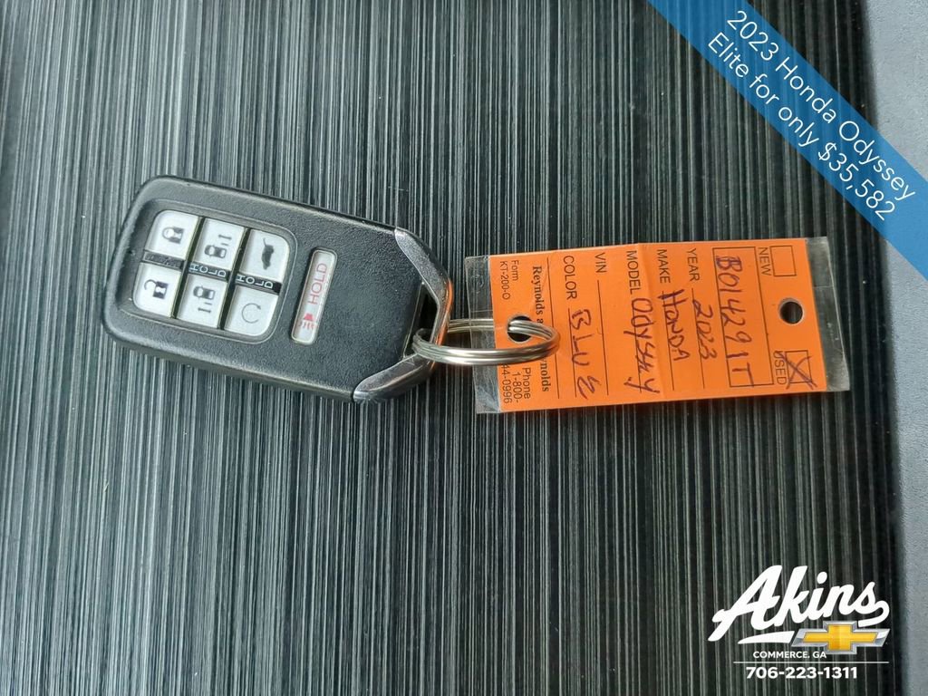 Used 2023 Honda Odyssey Elite image 26