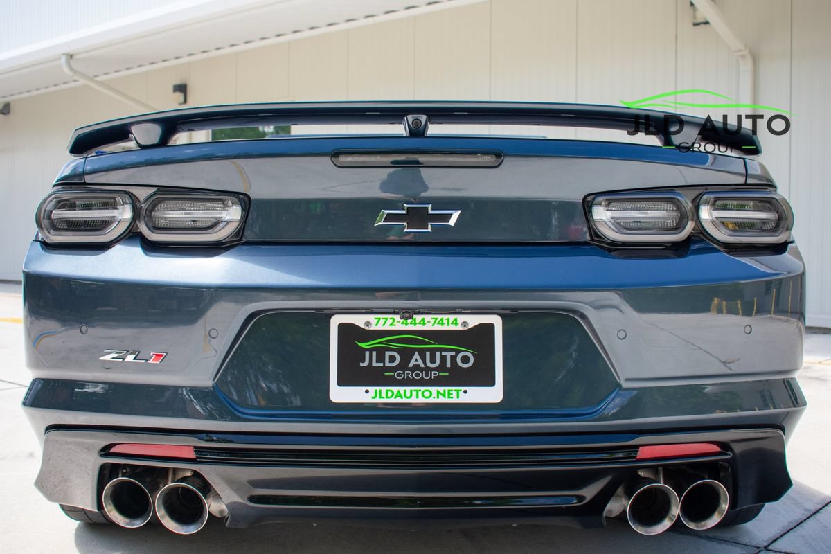Used 2023 Chevrolet Camaro ZL1 RWD image 9