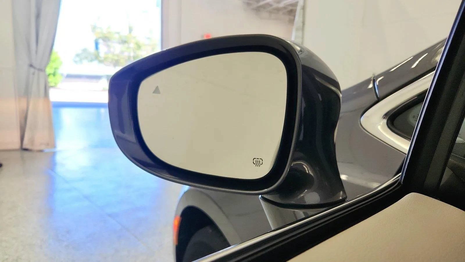 Used 2017 Chrysler Pacifica Touring-L FWD image 21