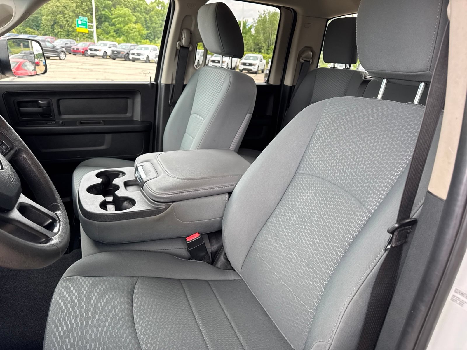 Used 2018 RAM 1500 ST w/ SXT Appearance Group AWD/4WD image 22