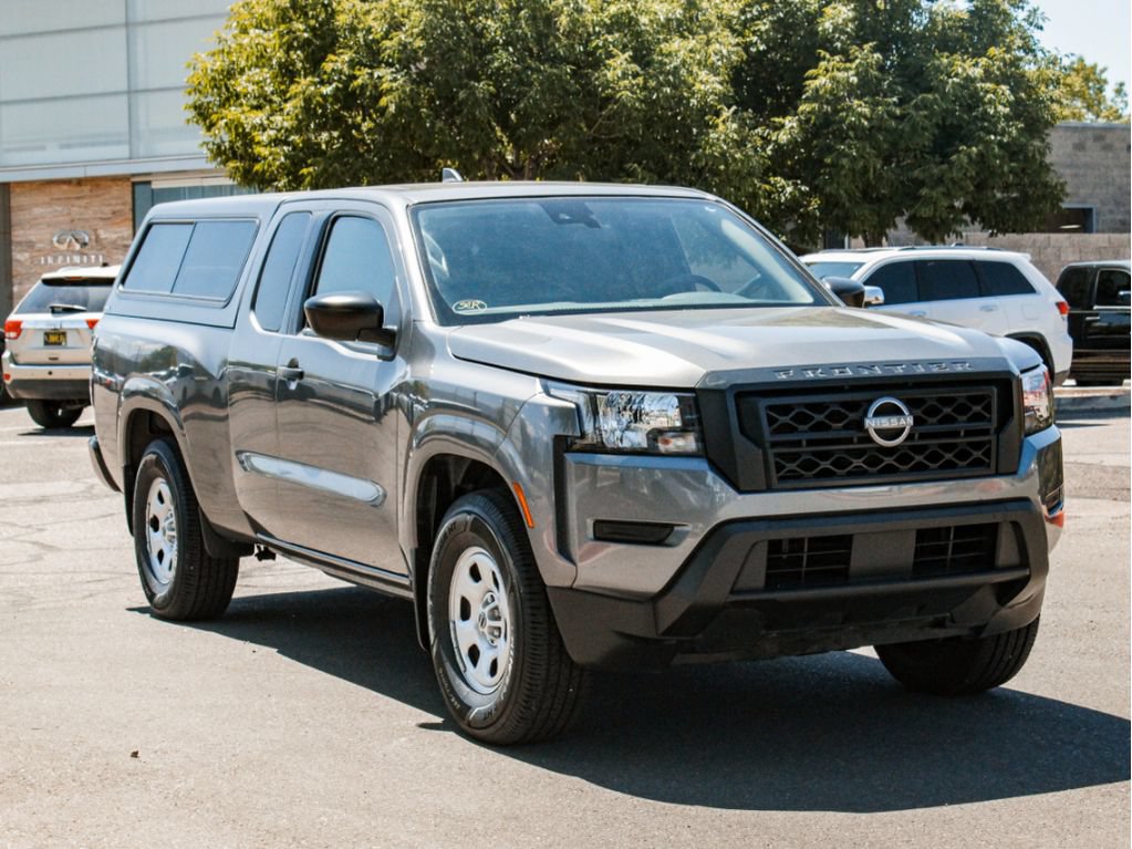 Used 2022 Nissan Frontier S w/ Technology Package RWD image 3