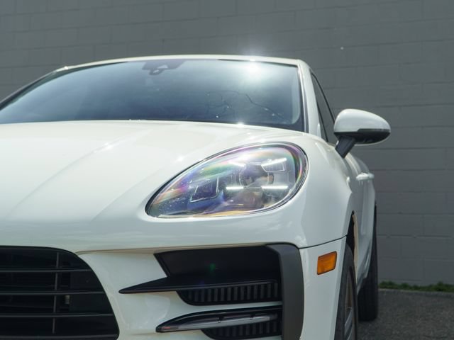 Certified 2019 Porsche Macan S AWD/4WD image 11