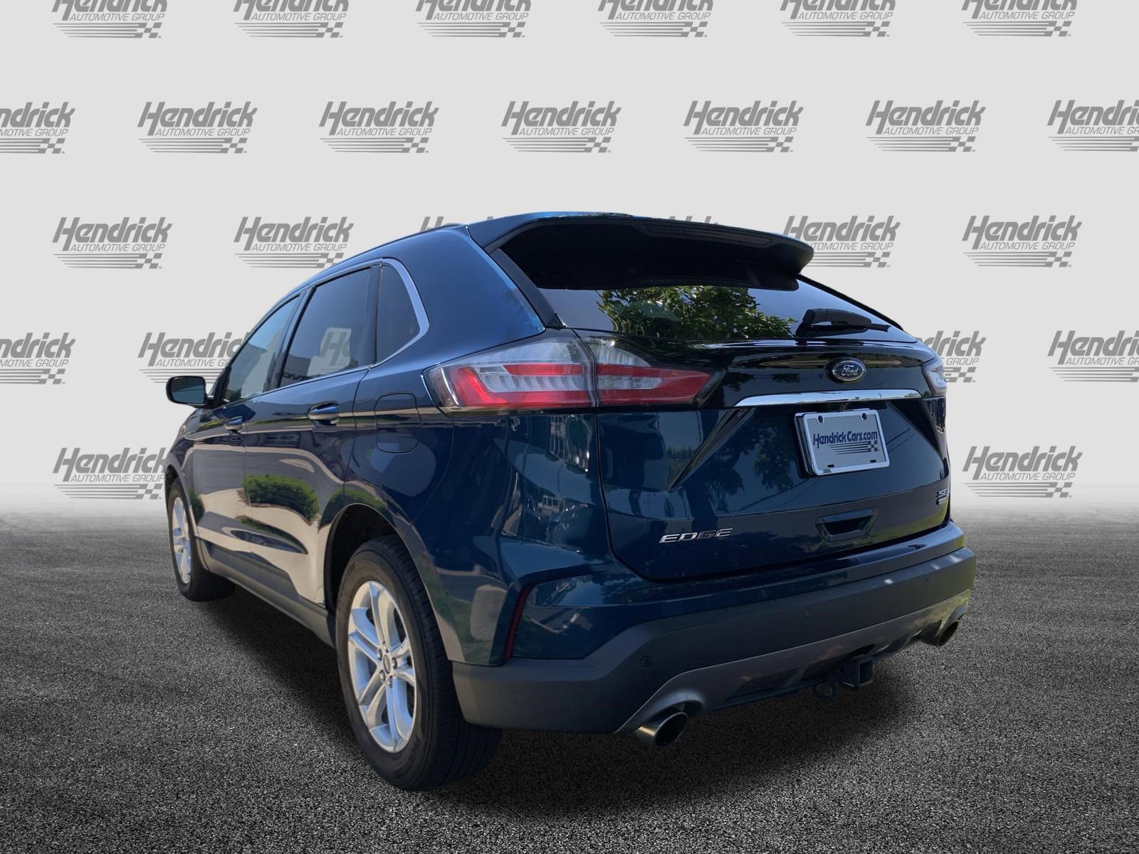 Used 2020 Ford Edge SEL w/ Cold Weather Package AWD/4WD image 8