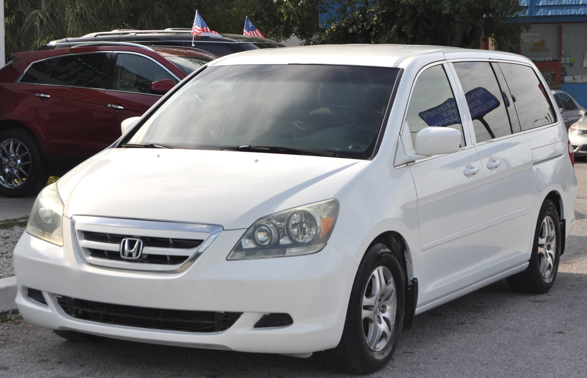 Used 2005 Honda Odyssey EX image 2
