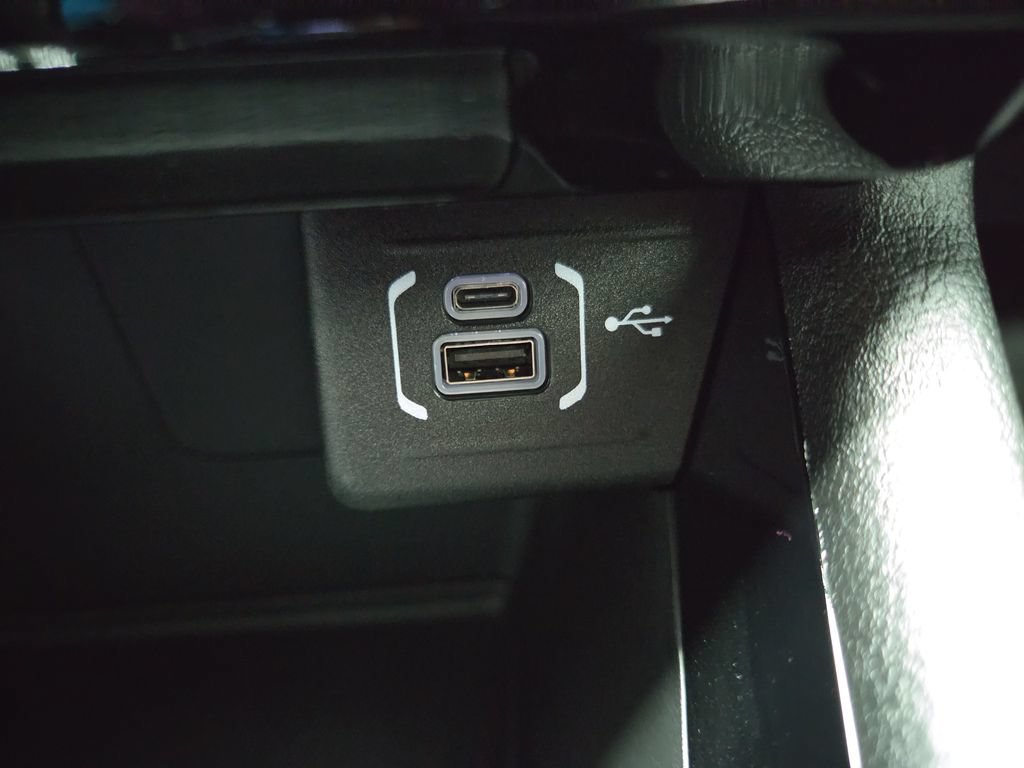 New 2026 Jeep Compass Trailhawk AWD/4WD image 28
