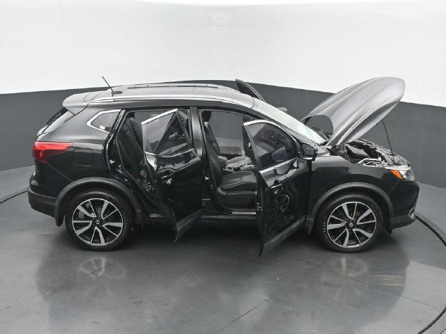 Used 2017 Nissan Rogue Sport SL w/ SL Premium Package AWD/4WD image 60
