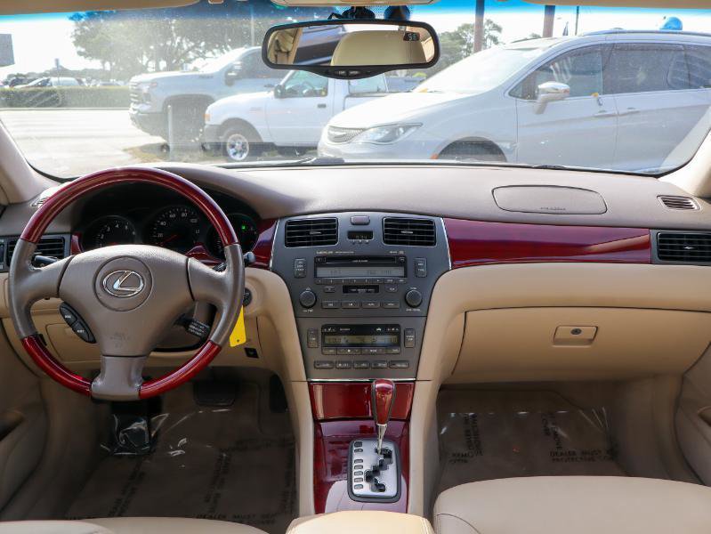 Used 2003 Lexus ES 330 FWD image 13