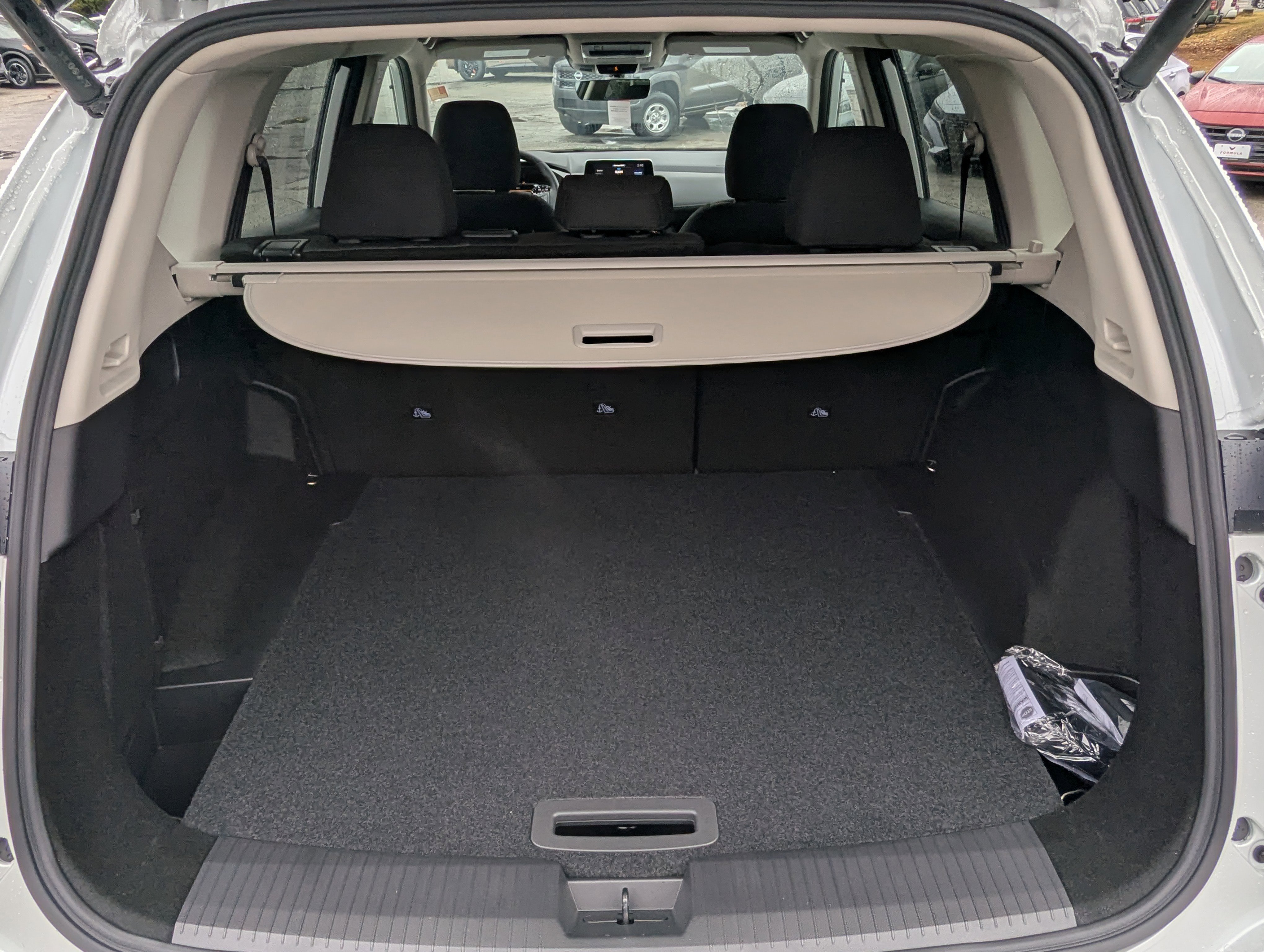 New 2026 Nissan Rogue SV image 12