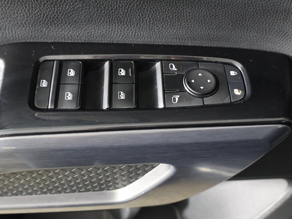 Used 2024 Nissan Pathfinder SL w/ SL Premium Package image 40