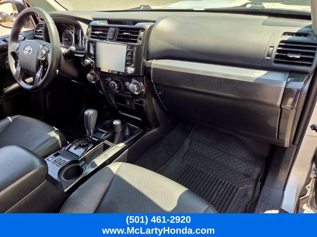 Used 2021 Toyota 4Runner Venture w/ Moonroof Package AWD/4WD image 18
