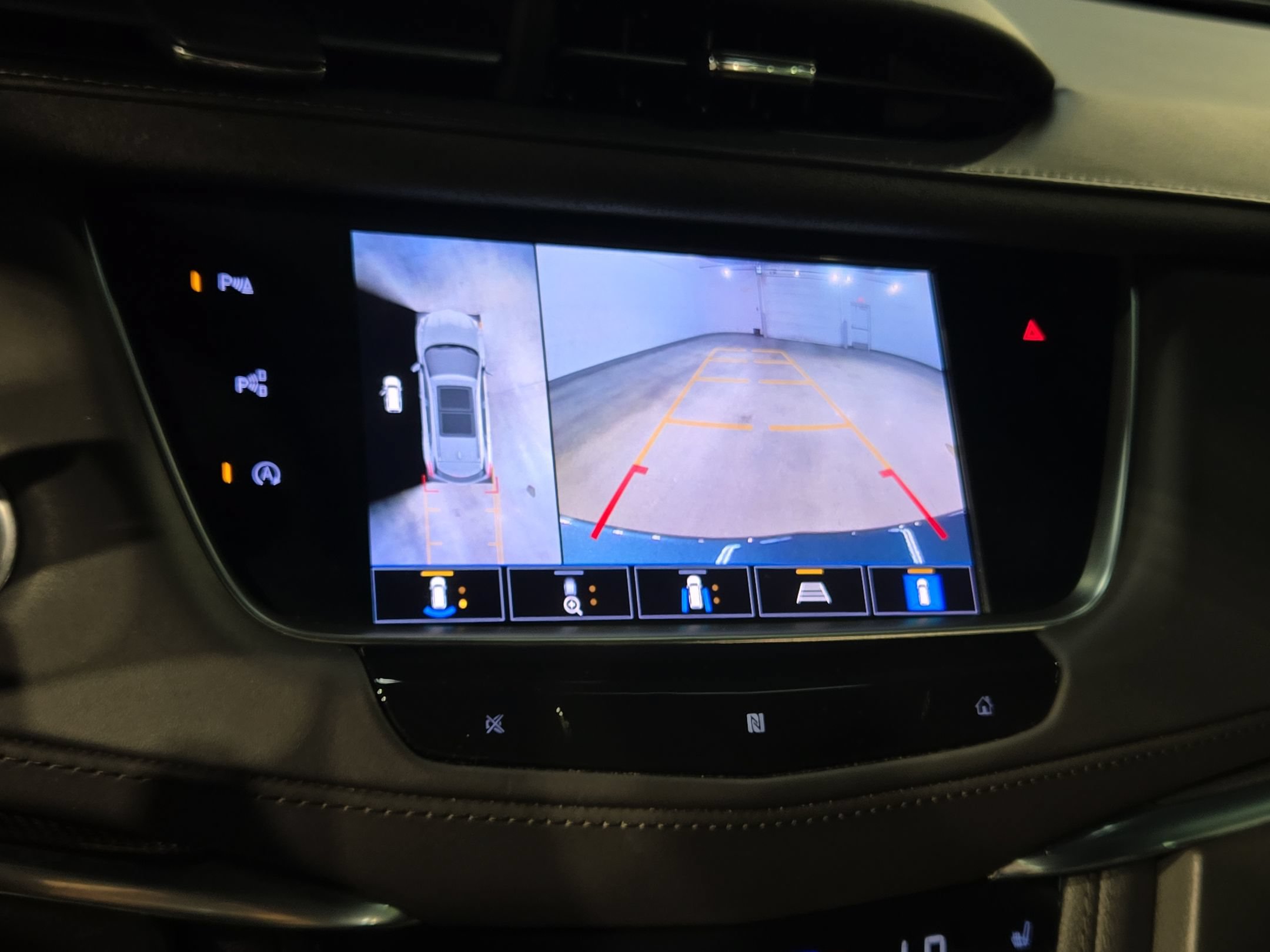 Used 2021 Cadillac XT5 Sportv w/ Platinum Package AWD/4WD image 30