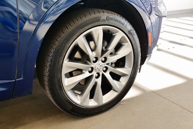 Used 2023 Buick Envision Avenir image 8