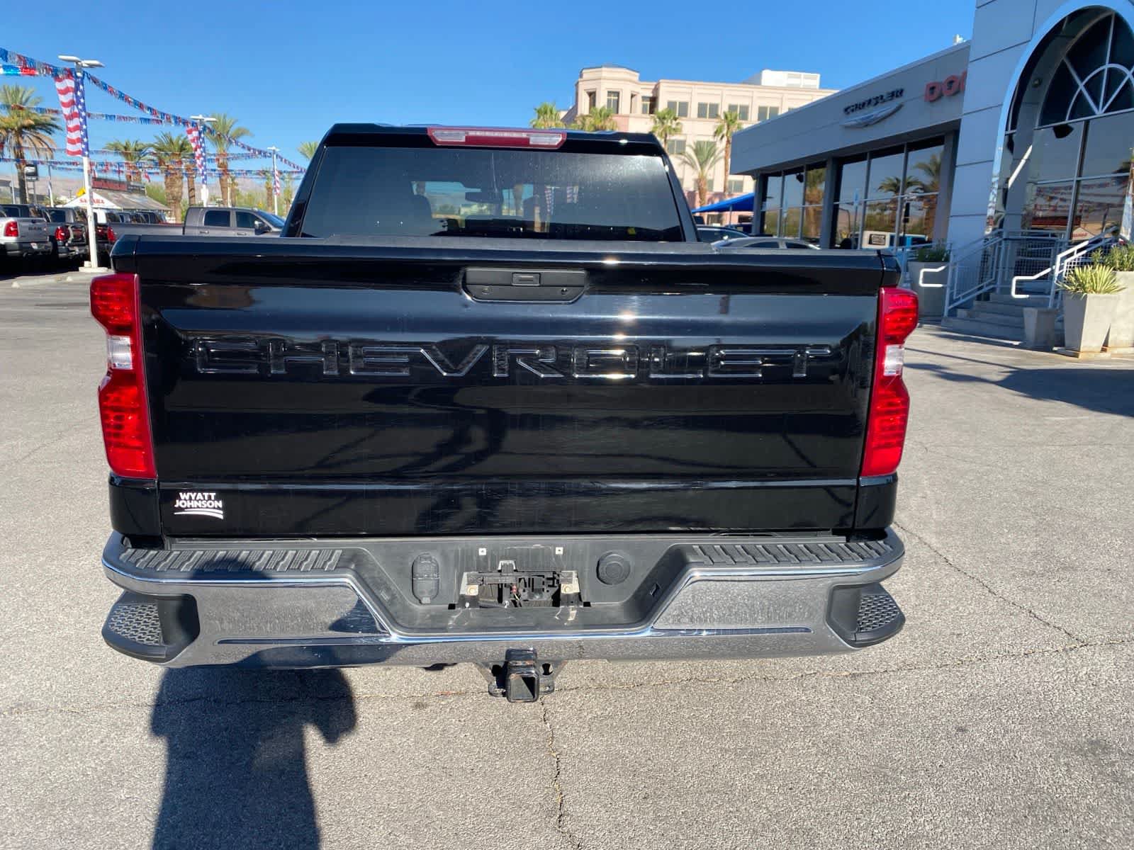 Used 2021 Chevrolet Silverado 1500 LT AWD/4WD image 7