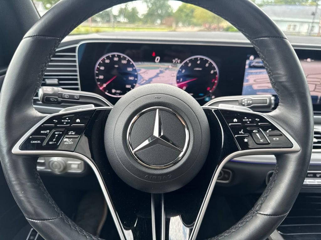 Used 2026 Mercedes-Benz GLE 350 4MATIC w/ Driver Assistance Package image 17