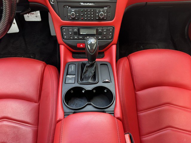 Used 2017 Maserati GranTurismo MC RWD image 31