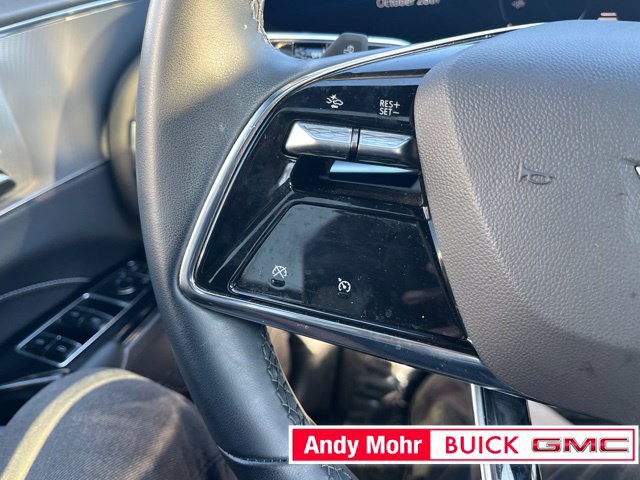 Used 2024 Cadillac Lyriq Tech AWD/4WD image 25