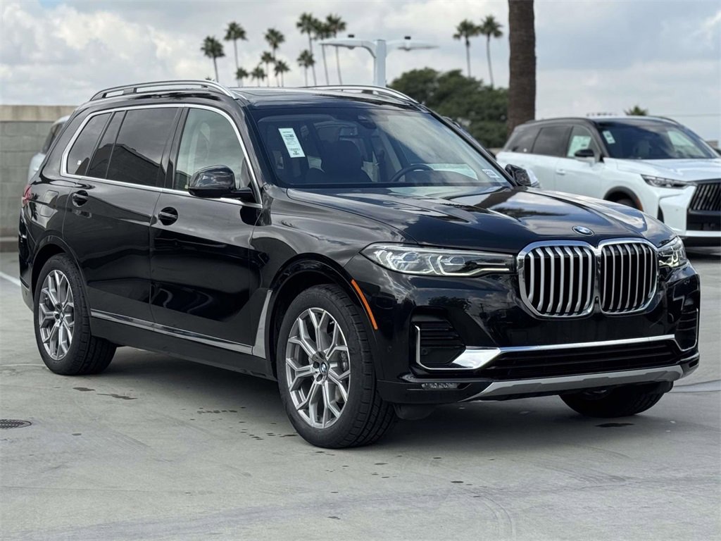 Used 2022 BMW X7 xDrive40i w/ Premium Package